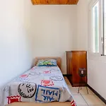 Дом отдыха House With Garden, Two