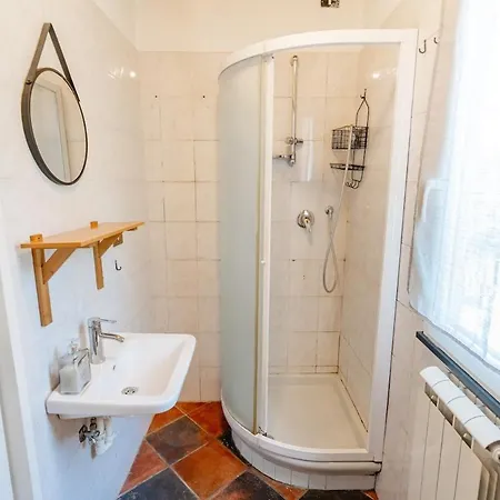 House With Garden, Two Σπίτι διακοπών *